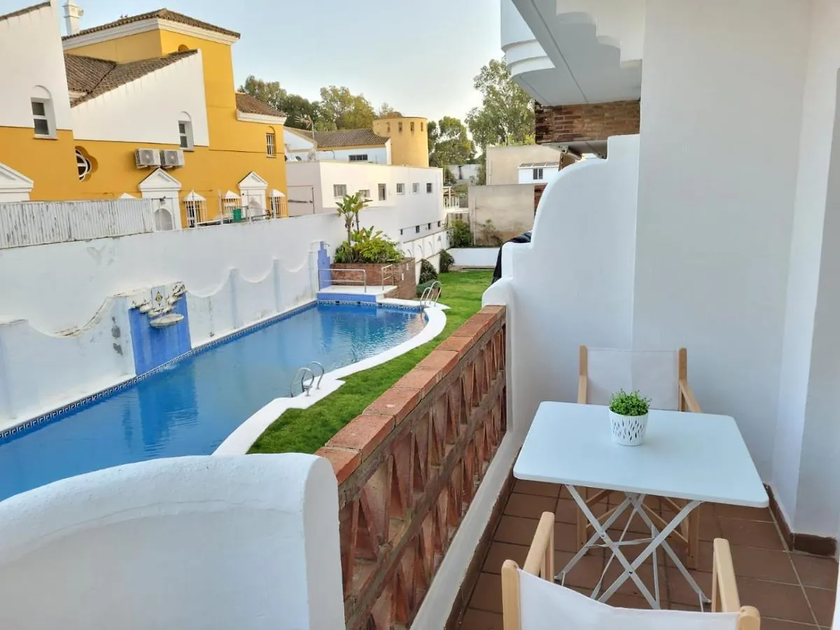 Apartamento En Rota Con Piscina Y Parking Junto Al Mar location